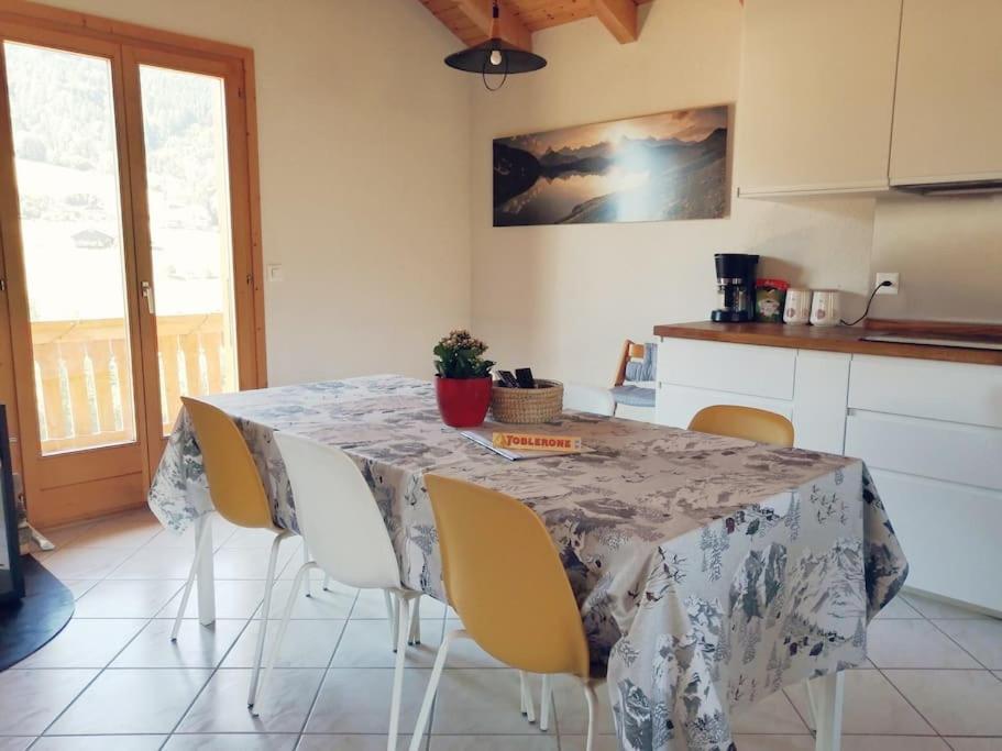 Confortable Chalet Avec Magnifique Vue En Gruyere. Charmey Ngoại thất bức ảnh